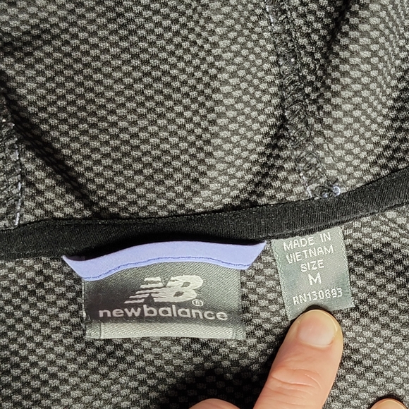New Balance Lilac Jacket (M) - Picture 6 of 7